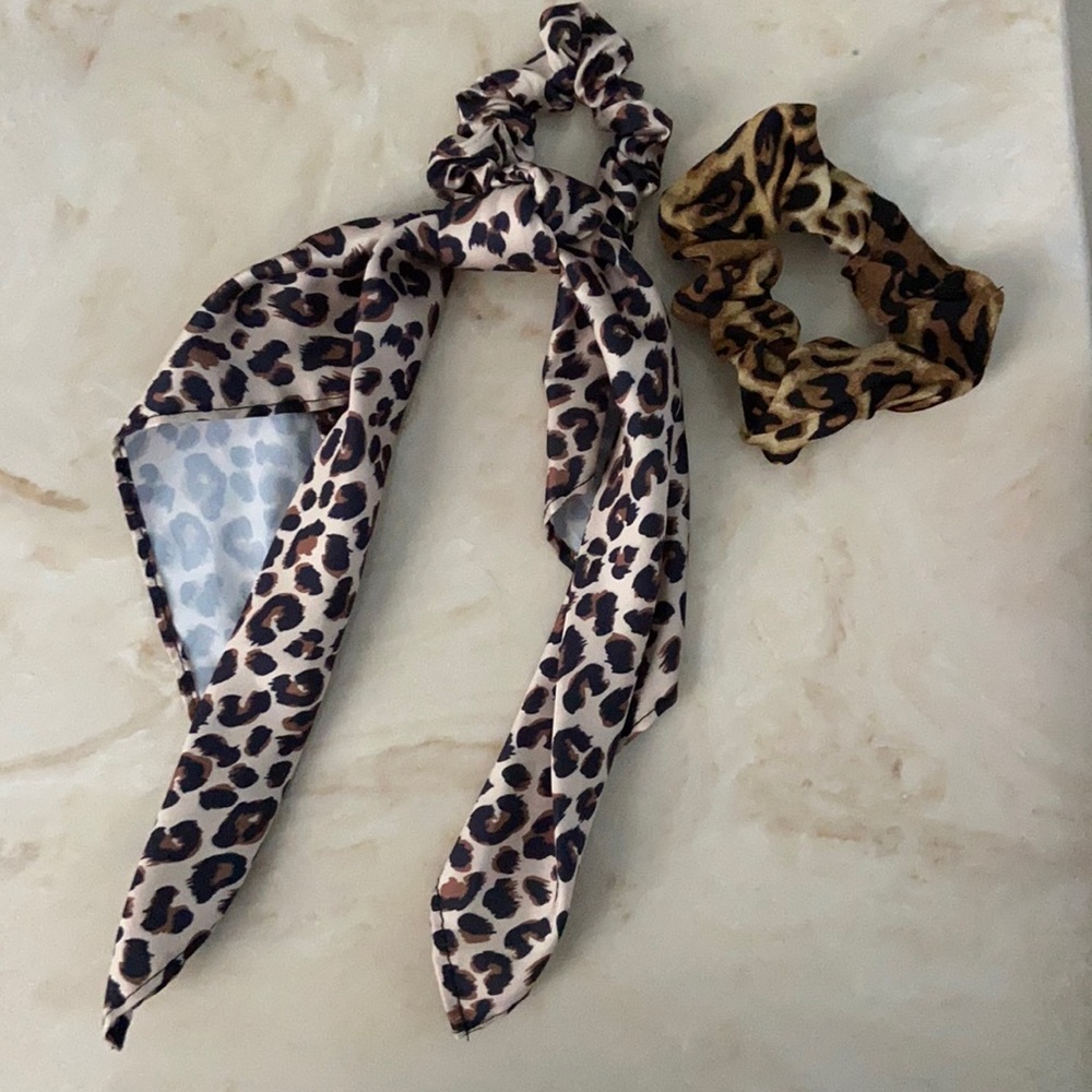 Cheetah hair ties